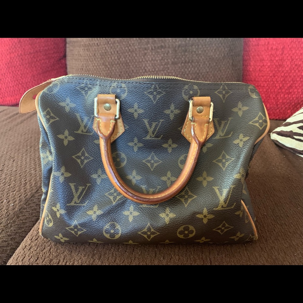 Louis Vuitton Speedy 25